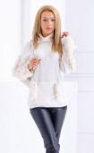 Knitted white winter blouse with faux fur